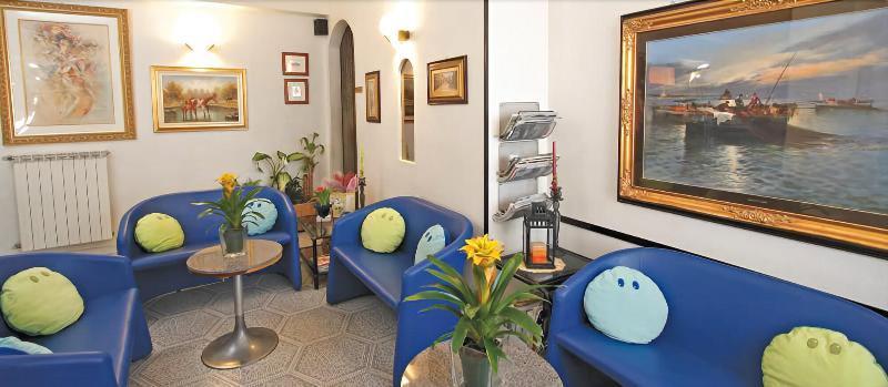 Hotel Torre Antica Loano Bagian luar foto